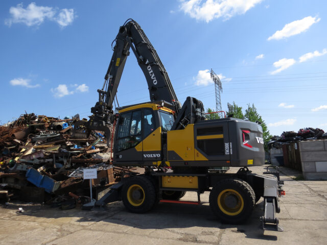 Volvo Mobil-Bagger EW200E