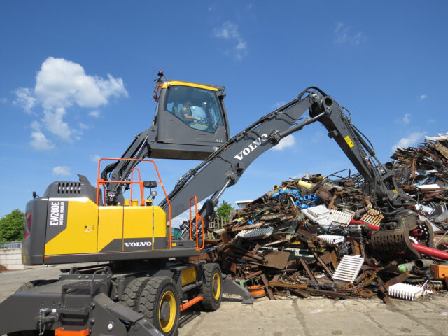 Volvo Mobil-Bagger EW200E
