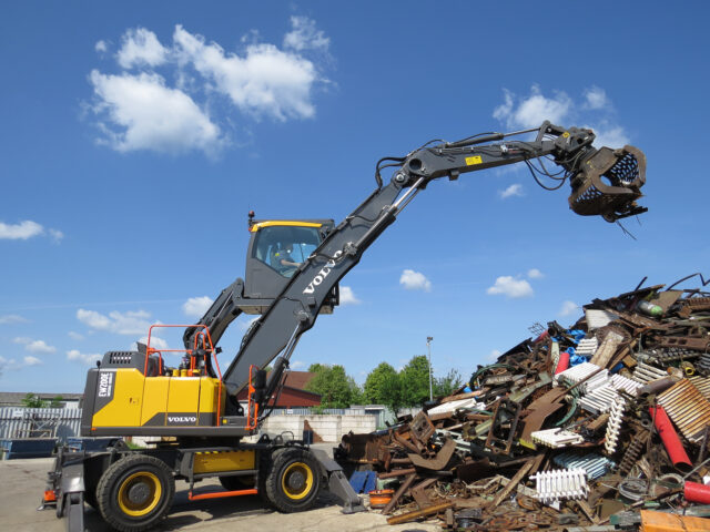 Volvo Mobil-Bagger EW200E